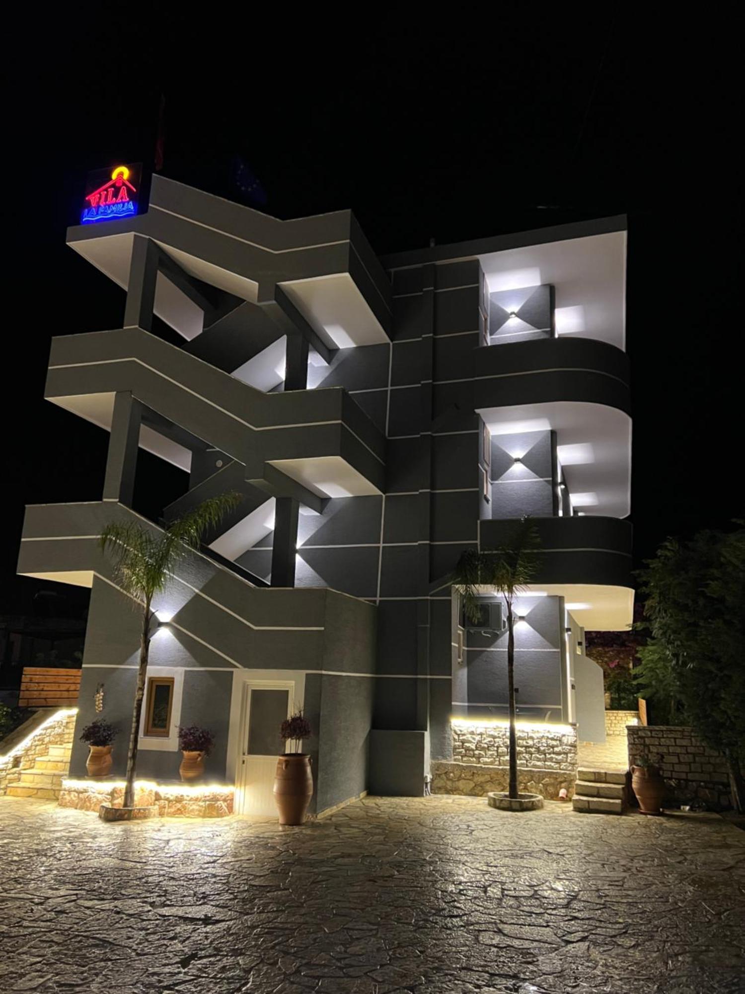 Vila La Familia Ksamil Exterior foto